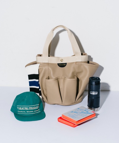 THEATRE PRODUCTS（シアタープロダクツ）の「マルチポケットフェイクレザートートバッグ（トートバッグ・レディース・ブラック/ベージュ・FREE）」の4枚目の写真