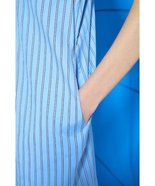 ENFOLD（エンフォルド）の「SHIRT ROMPERS（つなぎ/オールインワン・レディース・ブルー・38/36）」の6枚目の写真