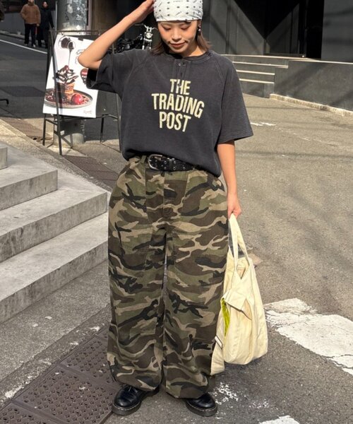 CIAOPANIC TYPY(チャオパニックティピー)の「【UNISEX】ピグメント加工ラグランワッフルヘンリーTEE(Tシャツ/カットソー・メンズ・グリーン/ネイビー/ベージュ/ブラック・MEDIUM/LARGE)」の9枚目の写真