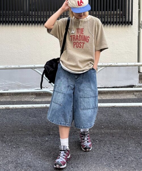 CIAOPANIC TYPY(チャオパニックティピー)の「【UNISEX】ピグメント加工ラグランワッフルヘンリーTEE(Tシャツ/カットソー・メンズ・グリーン/ネイビー/ベージュ/ブラック・MEDIUM/LARGE)」の10枚目の写真