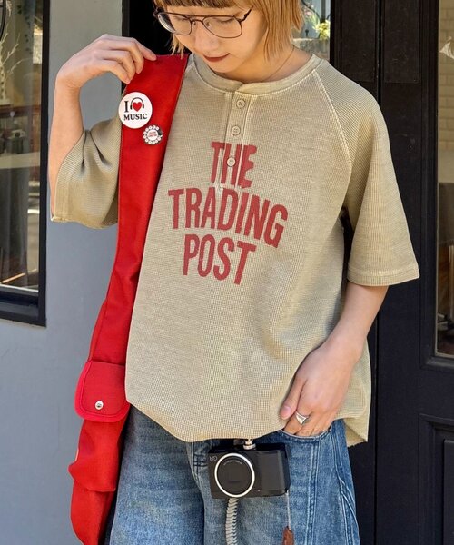 CIAOPANIC TYPY（チャオパニックティピー）の「【UNISEX】ピグメント加工ラグランワッフルヘンリーTEE（Tシャツ/カットソー・レディース・グリーン/ネイビー/ベージュ/ブラック・MEDIUM/LARGE）」の9枚目の写真
