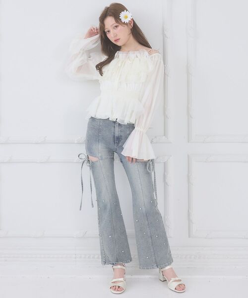 MAJESTIC LEGON（マジェスティックレゴン）の「チェーン付きシアーフリルブラウス（シャツ/ブラウス・レディース・アイボリー/ピンク/グレー/ミント・MEDIUM）」の6枚目の写真