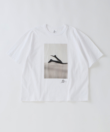 EDIFICE | THOMAS LODIN(トーマス ロディン) 別注 フォト プリント Tシャツ(Tシャツ/カットソー)
