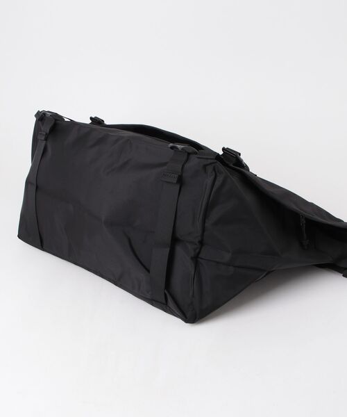 KLON(クローン)の「KLON BIG MESSENGER BAG BLACK(メッセンジャーバッグ・レディース・ブラック・FREE)」の18枚目の写真