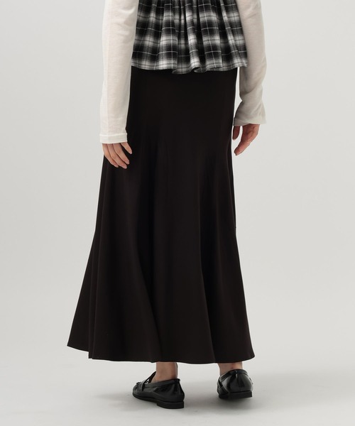BAYFLOW（ベイフロー）の「ドレープフレアロングスカート（スカート・レディース・ブラック/ブラウン・MEDIUM/SMALL）」の6枚目の写真