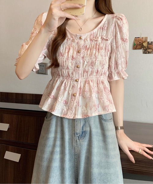 LUCPY（ラクピー）の「フラワーシャーリング ペプラムブラウス（シャツ/ブラウス・レディース・ピンク・XX-LARGE/X-LARGE/LARGE/MEDIUM）」の4枚目の写真