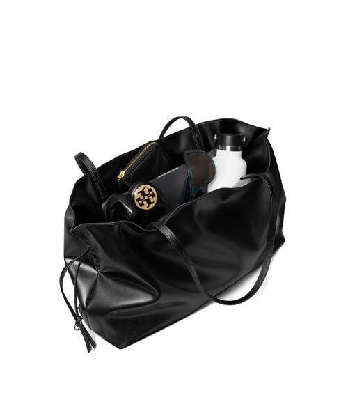 TORY BURCH(トリーバーチ)の「エラ NATUURA(TM) ドローストリング トートバッグ(トートバッグ・レディース・ブラック/ベージュ/ブルー・ONE SIZE)」の10枚目の写真
