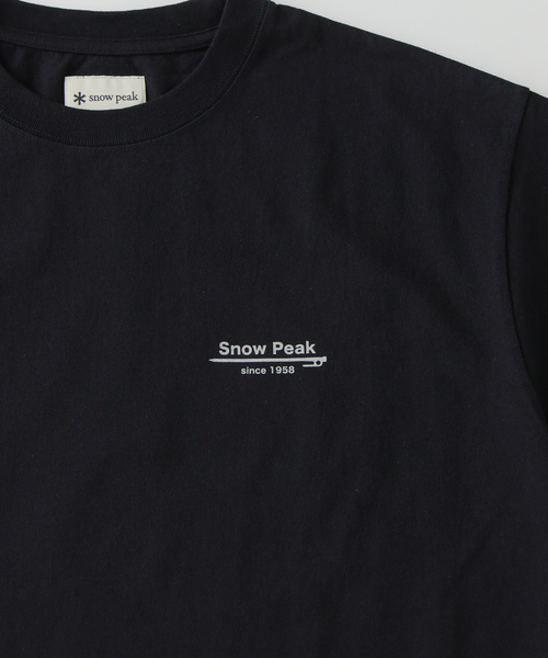 Snow Peak（スノーピーク）の「snow peak / スノーピーク 別注 トレイル ギアーズ Tシャツ（Tシャツ/カットソー・メンズ・ホワイト/ブラック・LARGE/MEDIUM/X-LARGE）」の14枚目の写真