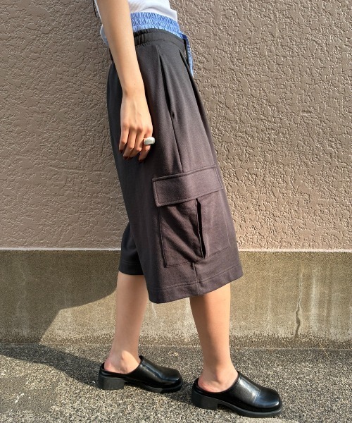 AIC.(エーアイシー)の「スウェットハーフカーゴパンツ(スウェットパンツ・レディース・ライトグレー/チャコールグレー・FREE)」の6枚目の写真