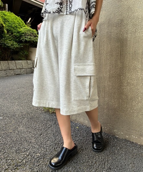 AIC.(エーアイシー)の「スウェットハーフカーゴパンツ(スウェットパンツ・レディース・ライトグレー/チャコールグレー・FREE)」の16枚目の写真
