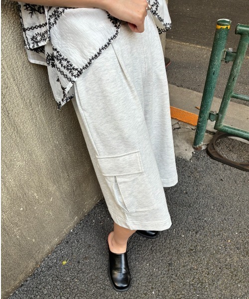 AIC.(エーアイシー)の「スウェットハーフカーゴパンツ(スウェットパンツ・レディース・ライトグレー/チャコールグレー・FREE)」の19枚目の写真