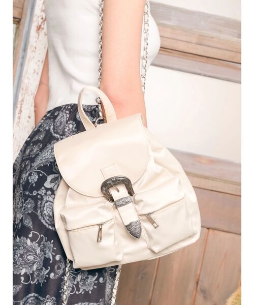 EVRIS（エヴリス）の「2WAYナップサック（バックパック/リュック・レディース・ブラック/ホワイト・FREE）」の3枚目の写真