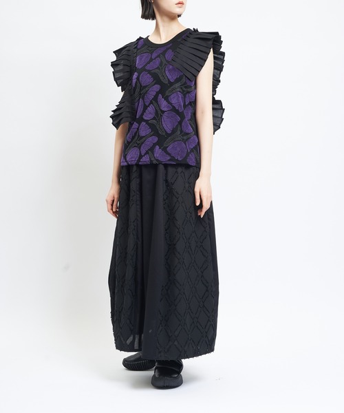 gomme（ゴム）の「チューリップフリルＴ（Tシャツ/カットソー・レディース・ブラック/ホワイト・MEDIUM）」の4枚目の写真