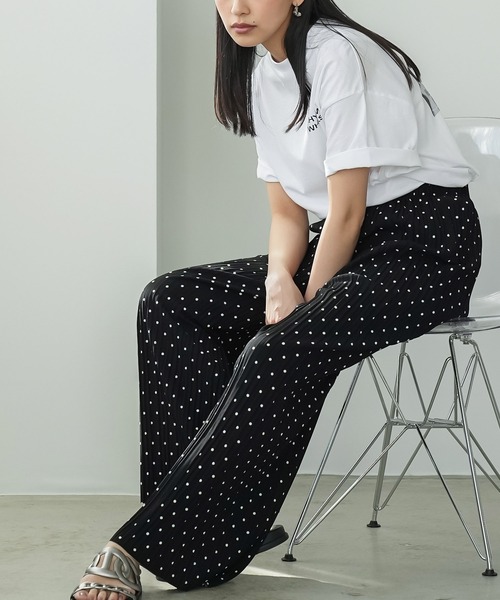 mili an deni（ミリアンデニ）の「ドットセルフカットプリーツパンツ（その他パンツ・レディース・ホワイト×ブラック/ブラック×ホワイト・M）」の11枚目の写真