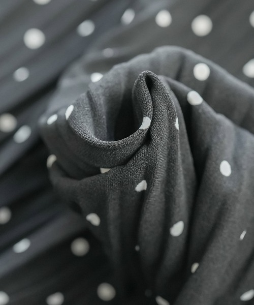 mili an deni（ミリアンデニ）の「ドットセルフカットプリーツパンツ（その他パンツ・レディース・ホワイト×ブラック/ブラック×ホワイト・M）」の13枚目の写真