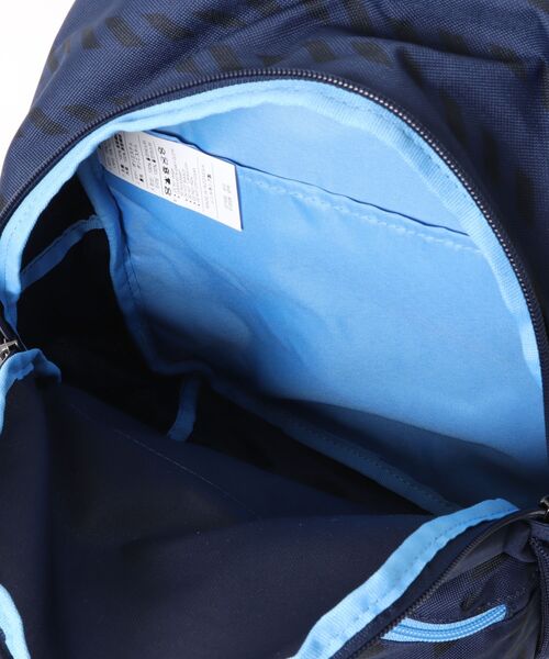 NIKE(ナイキ)の「《NIKEアパレル》YNKJDIMINIBKPK-SU26A(バックパック/リュック・キッズ・オレンジ系その他/ブラック×レッド/ブルー系その他・フリー)」の8枚目の写真