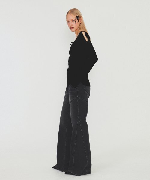 DIAGONAL（ダイアゴナル）の「V NECK STRAP KNIT (black)（ニット/セーター・レディース・その他・FREE）」の6枚目の写真