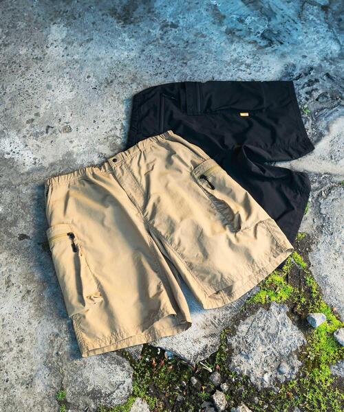 GRIP SWANY(グリップスワニー)の「『別注』GRIP SWANY×EKAL バギーショーツ(その他パンツ・メンズ・ブラック/ベージュ・LARGE/MEDIUM)」の4枚目の写真