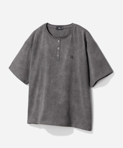 HARE(ハレ)の「ピグメントロゴヘンリーカット(HARE)(Tシャツ/カットソー・メンズ・ブルー/ブラック/グレー/レッド/ホワイト・SMALL/MEDIUM/X-SMALL)」の4枚目の写真