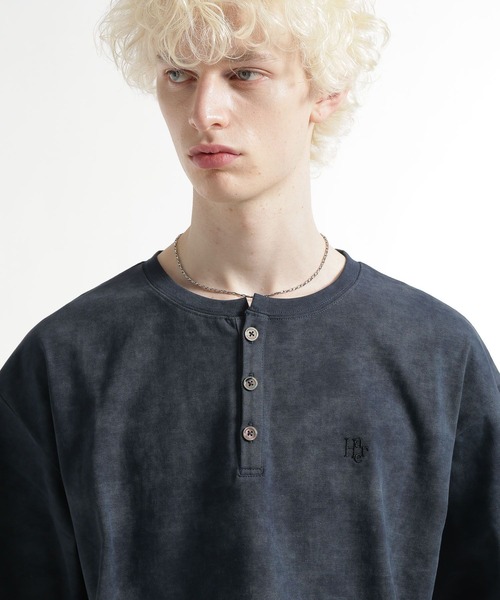 HARE(ハレ)の「ピグメントロゴヘンリーカット(HARE)(Tシャツ/カットソー・メンズ・ブルー/ブラック/グレー/レッド/ホワイト・SMALL/MEDIUM/X-SMALL)」の22枚目の写真