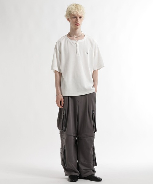 HARE(ハレ)の「ピグメントロゴヘンリーカット(HARE)(Tシャツ/カットソー・メンズ・ブルー/ブラック/グレー/レッド/ホワイト・SMALL/MEDIUM/X-SMALL)」の8枚目の写真