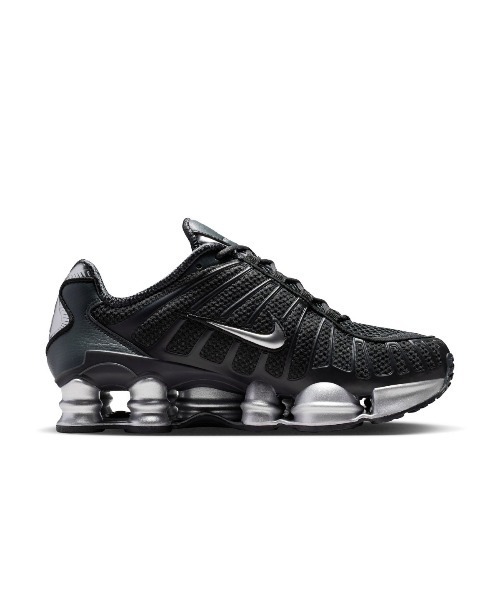 NIKE（ナイキ）の「NIKE Shox TL（ナイキ ウィメンズ ショックス TL）（スニーカー・レディース・ブラック系・23cm/23.5cm/24cm/24.5cm/25cm/25.5cm/26cm/26.5cm/27cm/27.5cm/28cm/28.5cm/29cm）」の5枚目の写真
