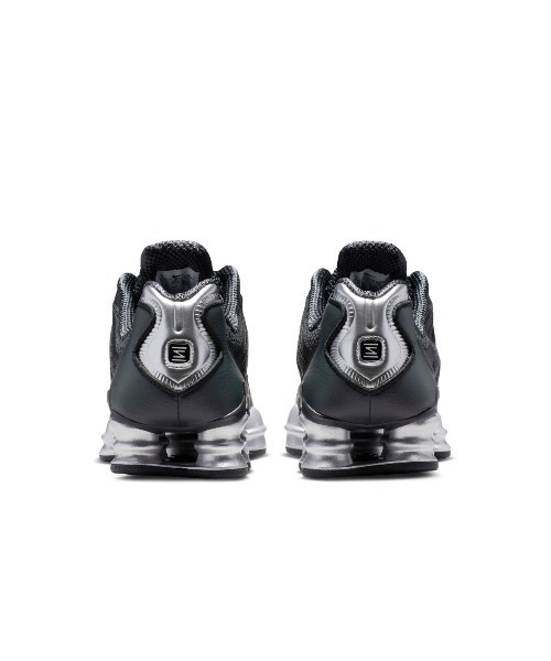 NIKE Shox TL（ナイキ ウィメンズ ショックス TL）（スニーカー