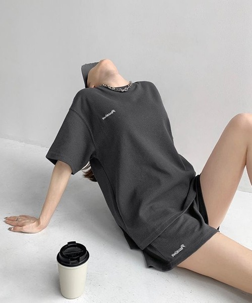 NEW GENTLEMAN(ニュージェントルマン)の「【2点SET】ジュール ワッフル セットアップ T&ショーツ(Tシャツ/カットソー・レディース・チャコールグレー/ブラック/グレイッシュベージュ/サックスブルー・M/L/XL)」の20枚目の写真