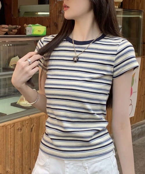 Flugge(フラッジー)の「マルチボーダーミニT(Tシャツ/カットソー・レディース・レッド/ブルー・LARGE/MEDIUM)」の1枚目の写真