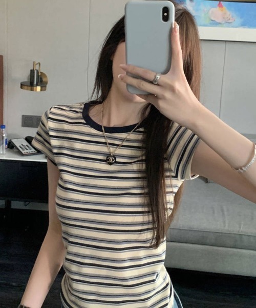 Flugge(フラッジー)の「マルチボーダーミニT(Tシャツ/カットソー・レディース・レッド/ブルー・LARGE/MEDIUM)」の8枚目の写真