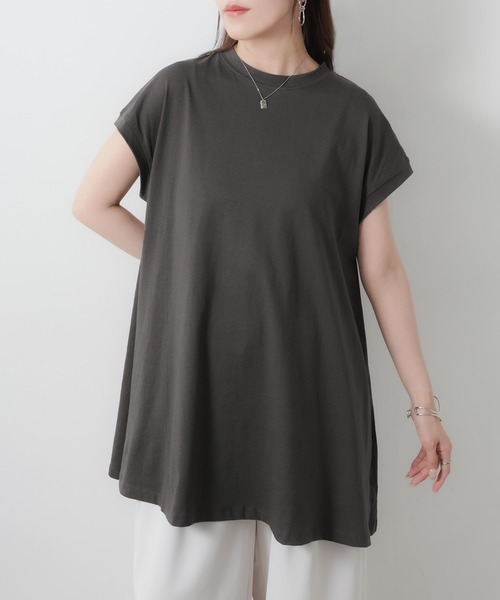 Riberry（リベリー）の「【接触冷感】ミドル丈コットンフレアTシャツ（Tシャツ/カットソー・レディース・オフホワイト/チャコールグレー/ブラック・MEDIUM）」の16枚目の写真