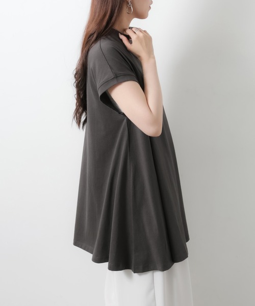 Riberry（リベリー）の「【接触冷感】ミドル丈コットンフレアTシャツ（Tシャツ/カットソー・レディース・オフホワイト/チャコールグレー/ブラック・MEDIUM）」の18枚目の写真