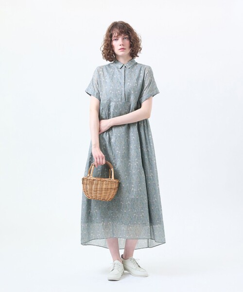 MACKINTOSH PHILOSOPHY（ﾏｯｷﾝﾄｯｼｭ ﾌｨﾛｿﾌｨｰ）の「Snowblue Garden サイドギャザーワンピース（ワンピース・レディース・ブルー系その他3/ベージュ系その他・36/38）」の3枚目の写真
