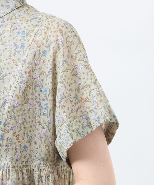 MACKINTOSH PHILOSOPHY（ﾏｯｷﾝﾄｯｼｭ ﾌｨﾛｿﾌｨｰ）の「Snowblue Garden サイドギャザーワンピース（ワンピース・レディース・ブルー系その他3/ベージュ系その他・36/38）」の8枚目の写真