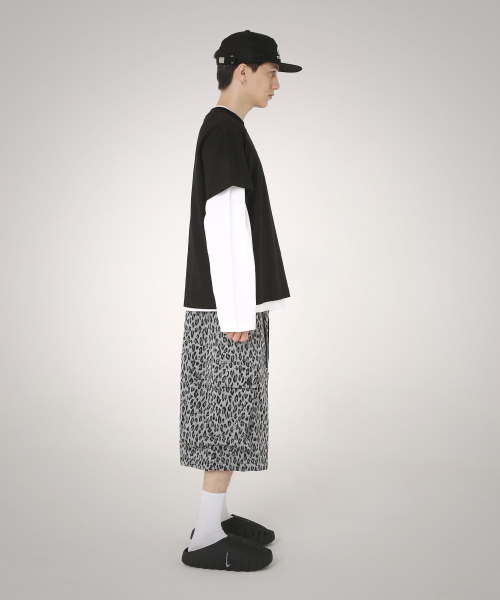 ROCKPSYCHO(ロックサイコ)の「レオパードバミューダショーツグレー(その他パンツ・メンズ・グレー・LARGE/X-LARGE/MEDIUM)」の9枚目の写真