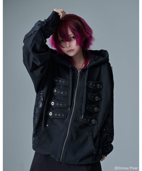 Gamchu(ガムチュ)の「『Gamchu/ガムチュ』シド&トイズ/切り替え総柄パーカー(パーカー・レディース・ブラック/ブラック×グレー・FREE)」の3枚目の写真