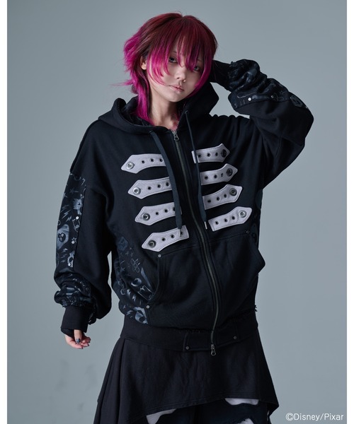 Gamchu(ガムチュ)の「『Gamchu/ガムチュ』シド&トイズ/切り替え総柄パーカー(パーカー・レディース・ブラック/ブラック×グレー・FREE)」の13枚目の写真