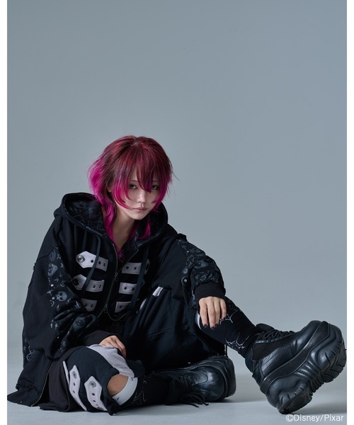 Gamchu(ガムチュ)の「『Gamchu/ガムチュ』シド&トイズ/切り替え総柄パーカー(パーカー・レディース・ブラック/ブラック×グレー・FREE)」の18枚目の写真