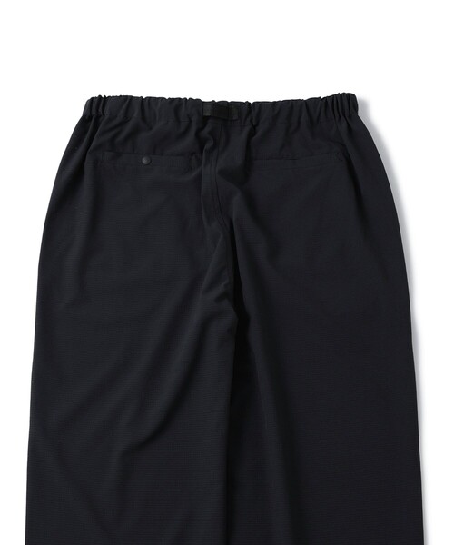 le cercle ADAM ET ROPE'(ルセルクルアダムエロペ)の「ロフトエアテーパードイージーパンツ/セットアップ対応/接触冷感/UVケア(その他パンツ・メンズ・ネイビー/ブラック/ライトグレー/ダークブラウン・L/LL/M/S)」の6枚目の写真