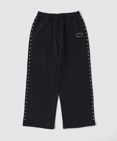 AFB(エーエフビー)の「AFB / エーエフビー STUDDED BAGGY SWEAT PANTS(スウェットパンツ・メンズ・ブラック/グレー・MEDIUM/LARGE)」の1枚目の写真