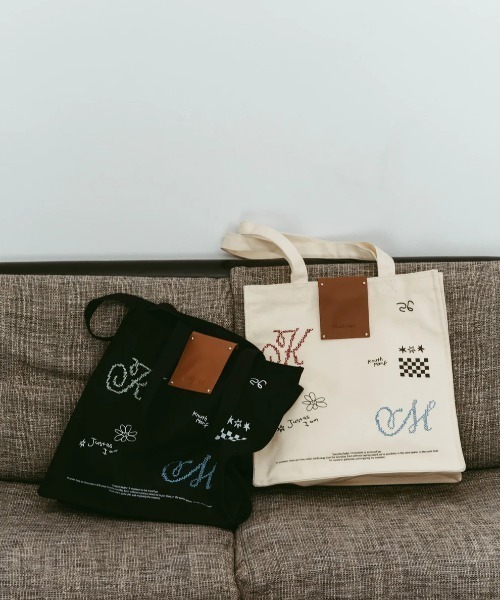 Knuth Marf（クヌースマーフ）の「Knuth Marf graphic canvas tote（トートバッグ・レディース・ブラック/オフホワイト・FREE）」の12枚目の写真