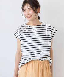パールネックフレンチスリーブカットソー