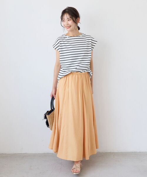 le.coeur blanc（ルクールブラン）の「パールネックフレンチスリーブカットソー（Tシャツ/カットソー・レディース・ブラック/ホワイト系その他/ブラック系その他・38）」の15枚目の写真