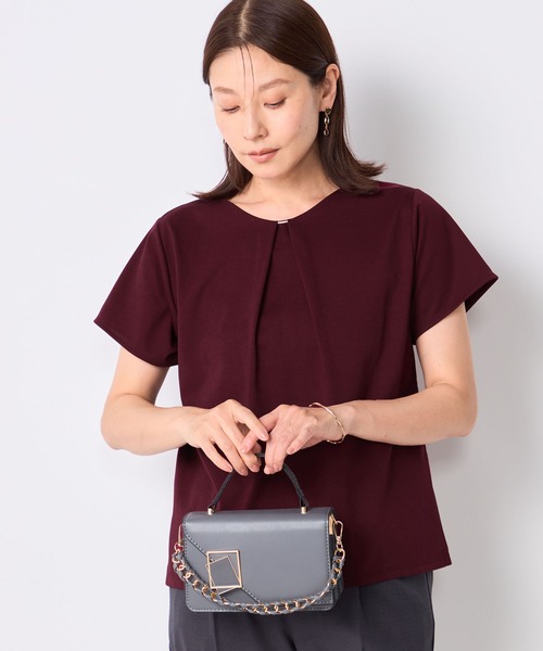 GALLORIA（ギャローリア）の「【接触冷感・UVカット】Vネックパーツプルオーバー（Tシャツ/カットソー・レディース・ネイビー/ピンク/ブラウン/ボルドー/ホワイト・LL/L/M/S）」の5枚目の写真