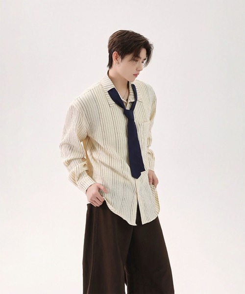 WESTBOY(ウエストボーイ)の「Y2K ユニセックス ストライプ柄 ネクタイ付き シャツ WO26W1TP14(シャツ/ブラウス・メンズ・ベージュ/ブルー・FREE)」の5枚目の写真