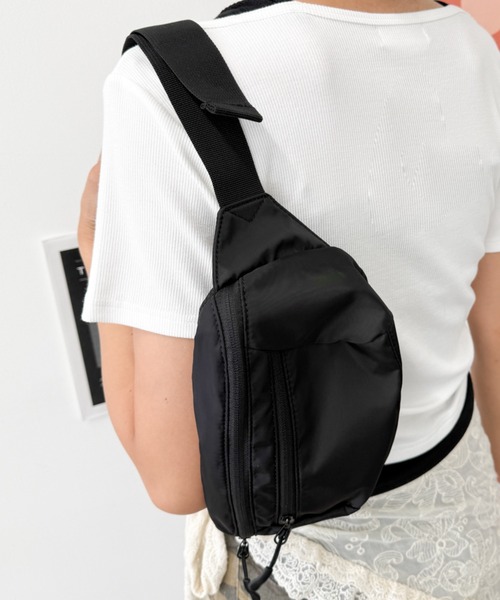 WEGO（ウィゴー）の「WEGO/アソートウエストバッグ（ハンドバッグ・レディース・ブラック/その他2/その他1/サックスブルー/その他4/その他3・FREE）」の9枚目の写真