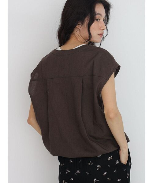 FIKA.（フィーカ）の「Drawstring linen vest（ベスト・レディース・ダークオリーブ/ブラック/ブラウン・MEDIUM）」の18枚目の写真