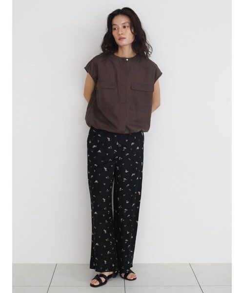 FIKA.（フィーカ）の「Drawstring linen vest（ベスト・レディース・ダークオリーブ/ブラック/ブラウン・MEDIUM）」の22枚目の写真