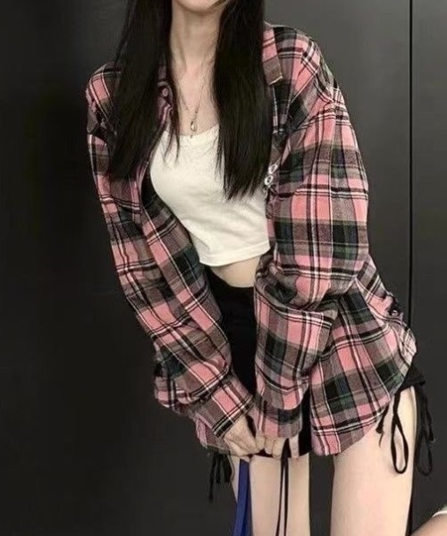 SHERU(シェル)の「26新作AW オーバーサイズレトロチェックシャツ(シャツ/ブラウス・レディース・ネイビー/ピンク/ダークブルー・M)」の6枚目の写真