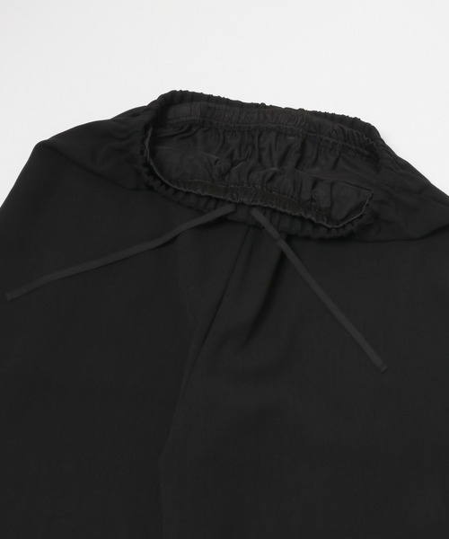 URBAN RESEARCH DOORS（アーバンリサーチドアーズ）の「Relax Easy Wide Pants（その他パンツ・レディース・ブラック/ベージュ・MEDIUM/SMALL）」の15枚目の写真